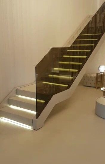 Barandillas-de-cristal-en-alcobendas-escaleras