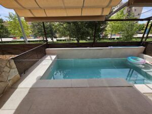 Barandilla de cristal exteriores piscina Madrid