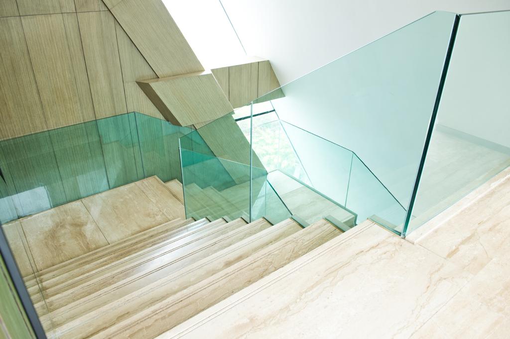 Barandilla-de-cristal-en-interiores-madrid